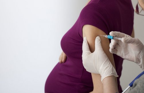 Artėjant gripo sezonui, nepamirškite nėščiųjų informuoti apie vakcinacijos nuo gripo svarbą
